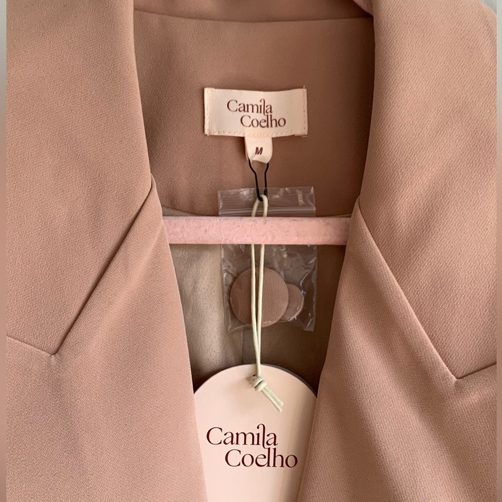 Revolve Camila Coelho Morena Blazer Nude Toffee Medium NWT Oversize Fit - Picture 8 of 11
